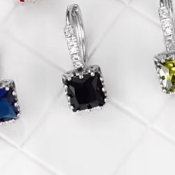 New Halo Black Onyx Sterling Silver Earring - Picture 3 of 7